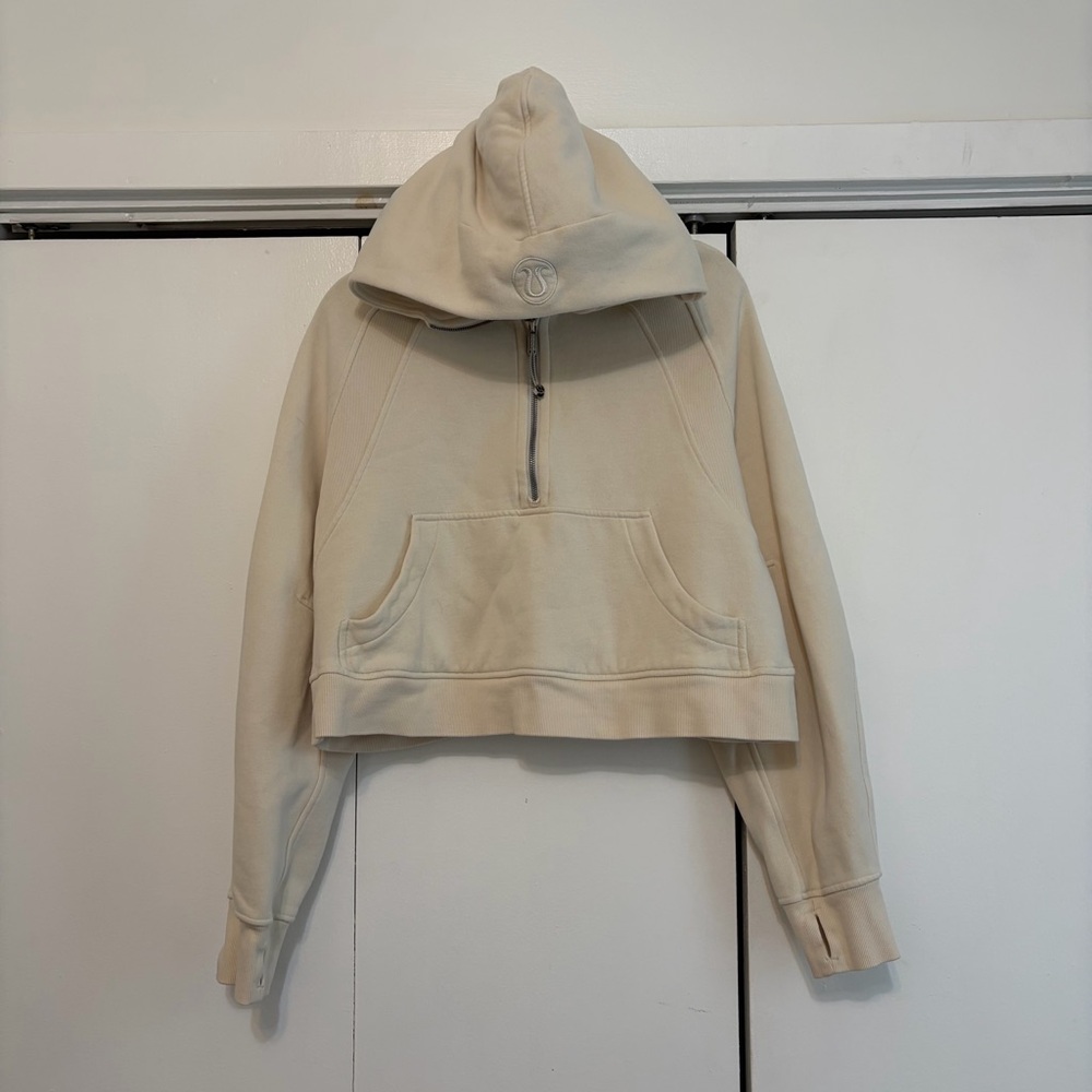 Lululemon Cropped Scuba with Hood in Color Bone